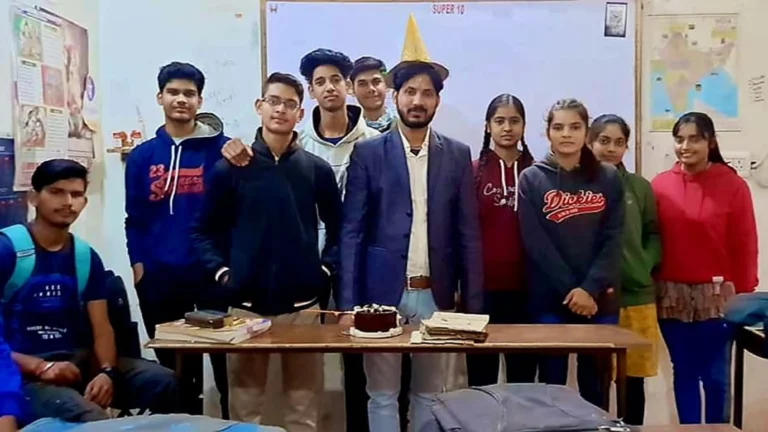 Super 10 coaching classes agra gallery 01